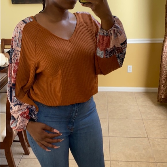 Long Sleeve Rust Sweater W/ Multi Color Sleeve - Picture 2 of 5